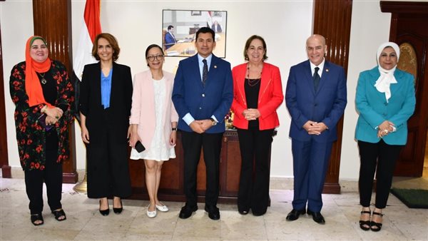 وزير الشباب والرياضة