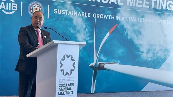 وزير المالية الدكتور