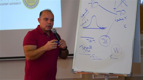 فريد خلال الورشة