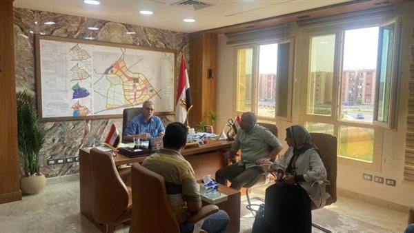 اجتماع للعاملين بجهاز