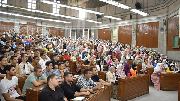 صورة الطلاب في اول