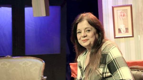 الفنانة نادية شكري