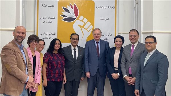 صورة من الحدث 