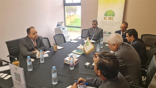 وزيرالمالية خلال