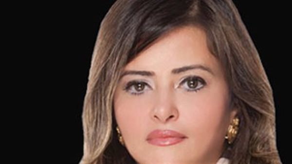 دينا عبدالفتاح