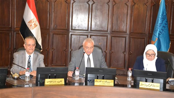  الدكتور سعيد علام