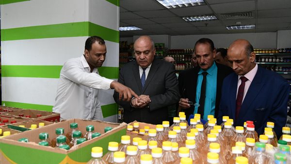 جولة المحافظ