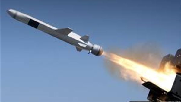 قذائف صاروخية 