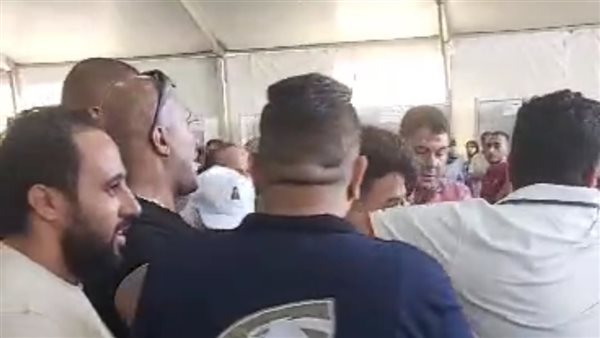 خناقة داخل انتخابات