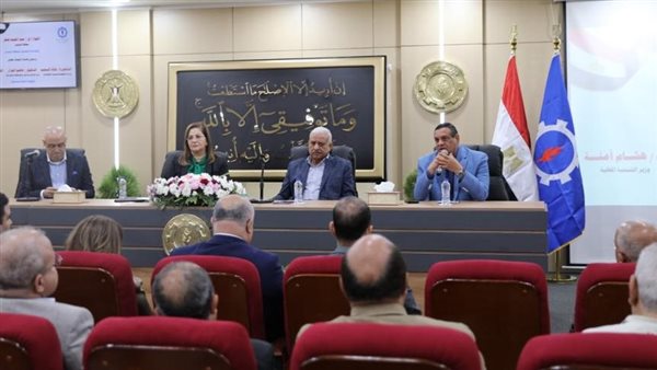 جانب من العرض 