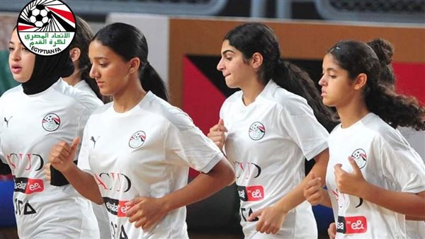 كرة القدم النسائية