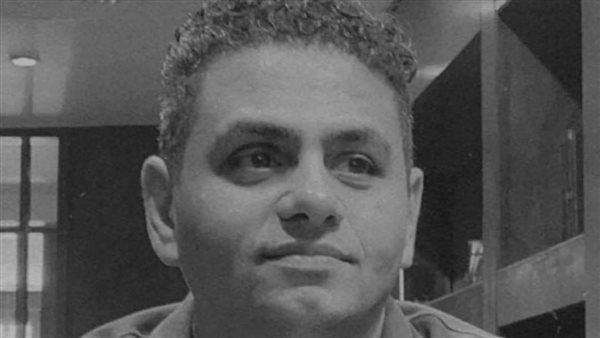 محمد صلاح العزب 