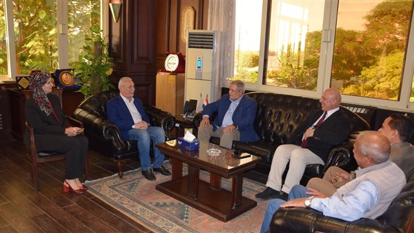 جانب من اللقاء