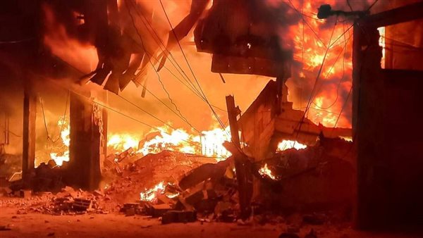 صورة من القصف 