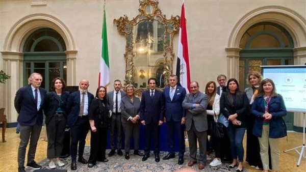 صورة من الزيارة 