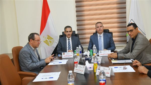  محافظ الغربية ورئيس