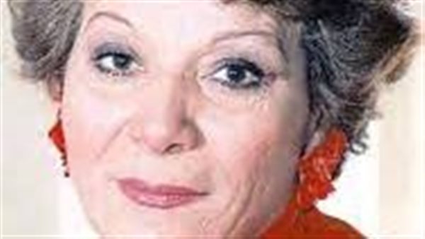 عايدة عبد العزيز