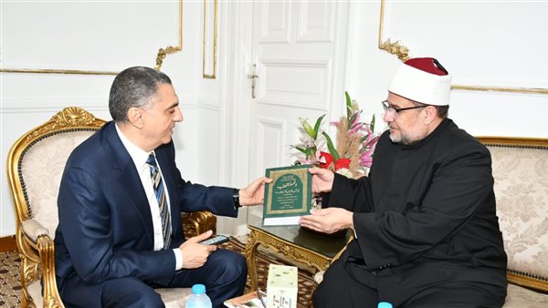 لقاء وزير الاوقاف