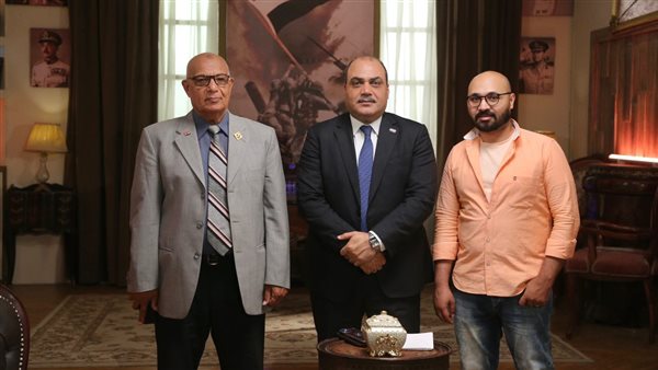  برنامج الشاهد 