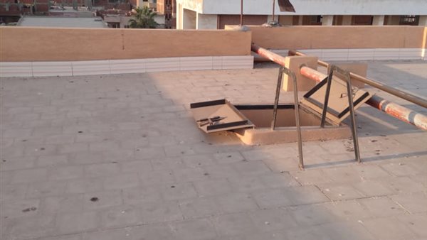 جانب من تنظيف أسطح