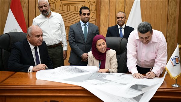 محافظ قنا يعتمد المخطط