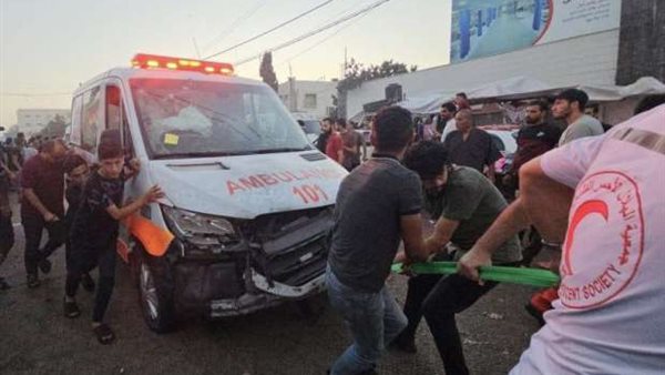 جانب من قصف مجمع