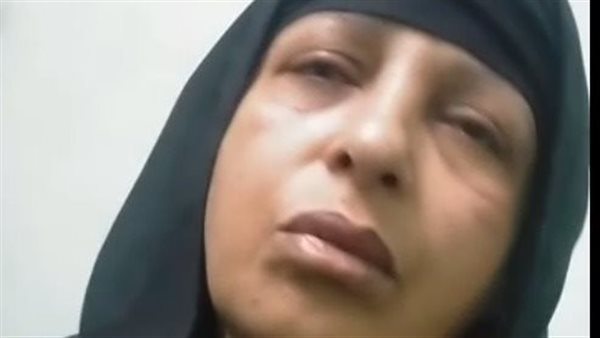 والدة الشاب 