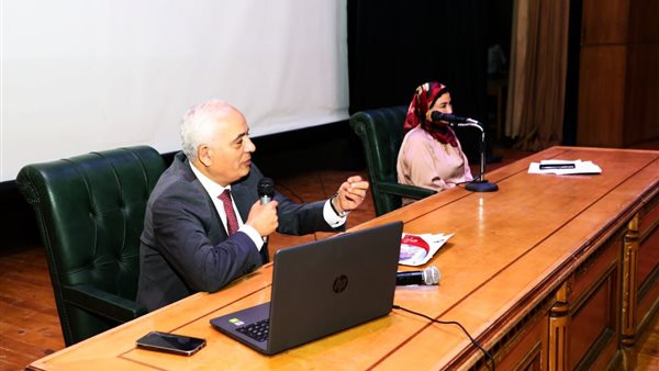 وزير  التربية والتعليم