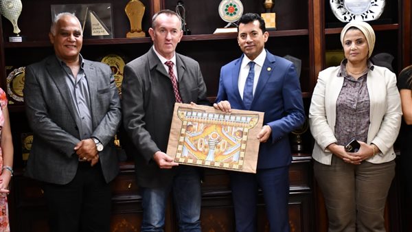 جانب من اللقاء