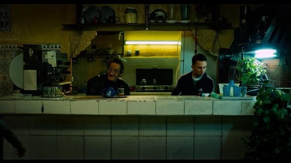 فيلم بلا مفتاح