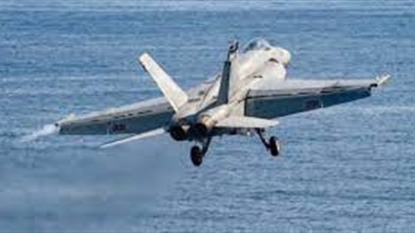 ارشيف طائرة عسكرية