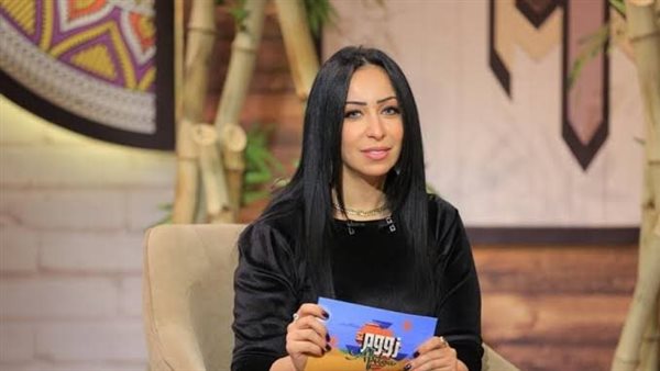 الإعلامية سالي عاطف