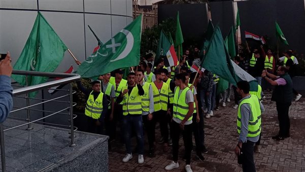 جانب من توافد أعضاء