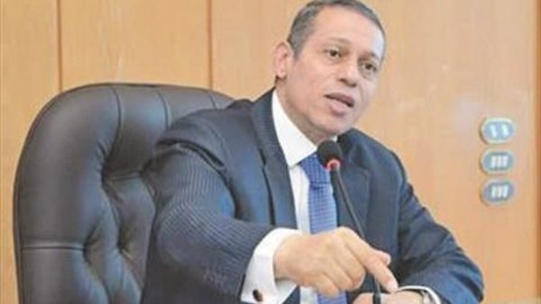 الدكتور أيمن سلامة