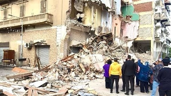 عقار بورسعيد المنهار