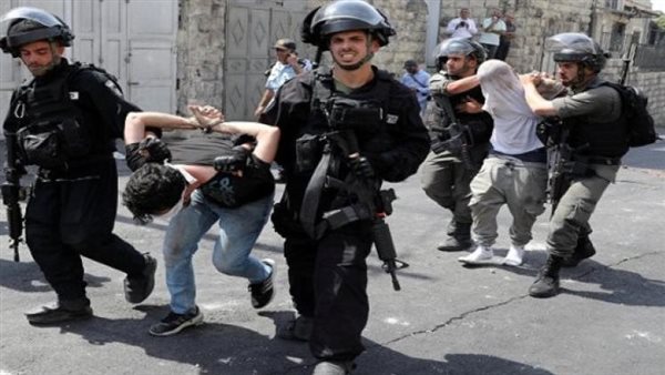 اعتقال فلسطيني