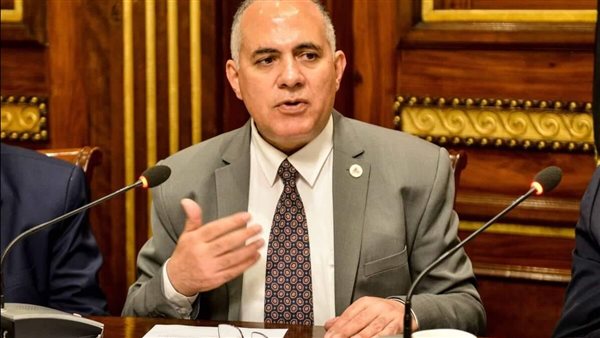  وزير الموارد المائية