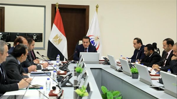 جانب من اجتماع وزير