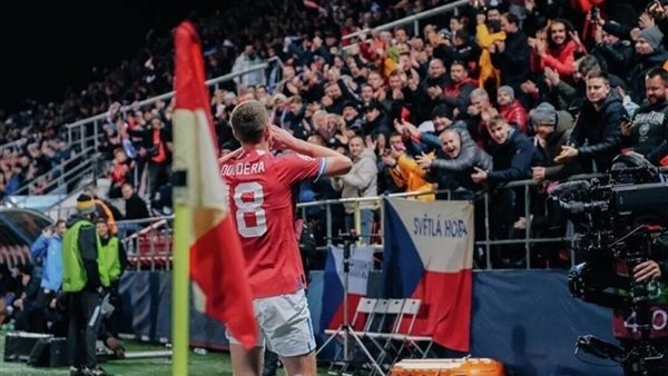 سلافيا براغ التشيكي