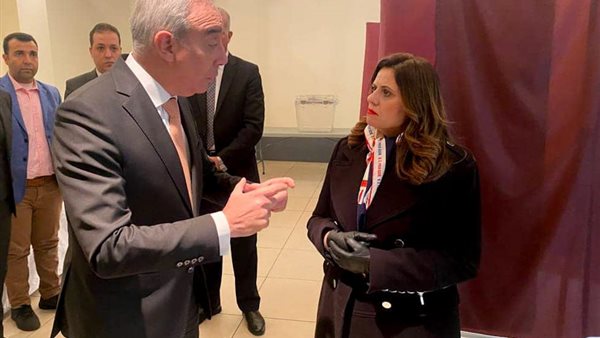 وزيرة الهجرة تتفقد
