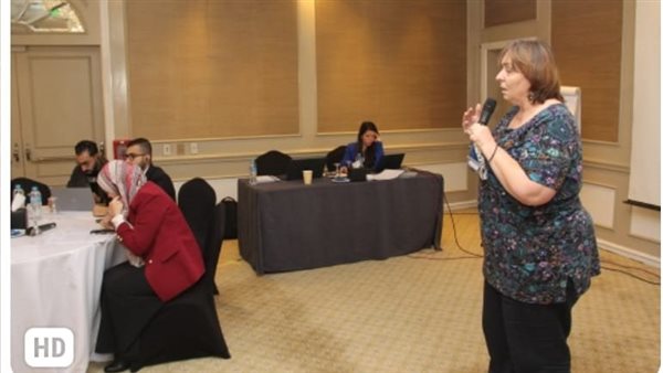 فرجيينا بال منسق