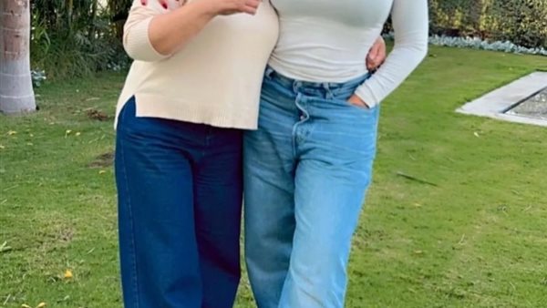 ياسمين عبد العزيز