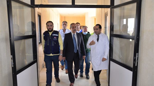 جانب من جولة المحافظ