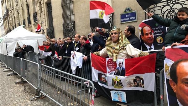 الناخبين في الخارج