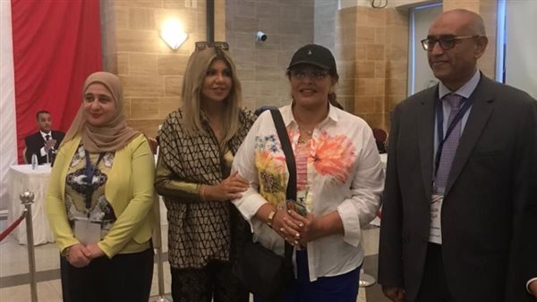 هالة صدقى وبوسى شلبى