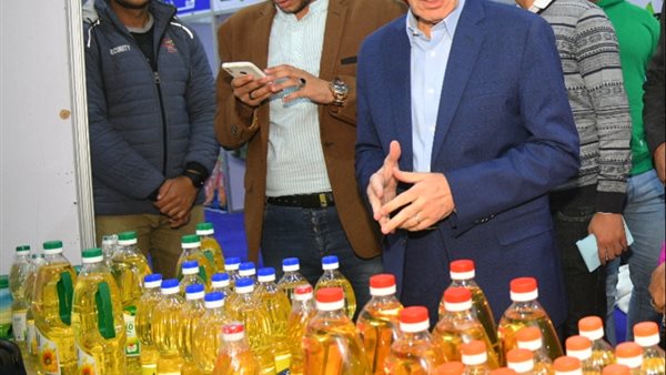 محافظ الغربية يتفقد