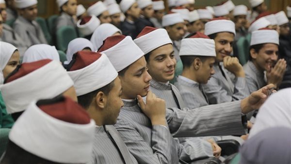 طلاب المعاهد الأزهرية
