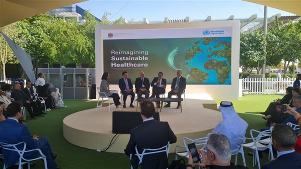 وزير الصحة يشهد توقيع