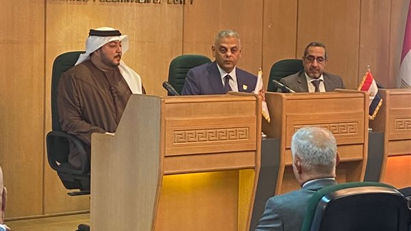 علاء الزهيري يستقبل