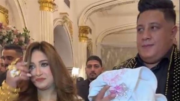 حمو بيكا وزوجته 